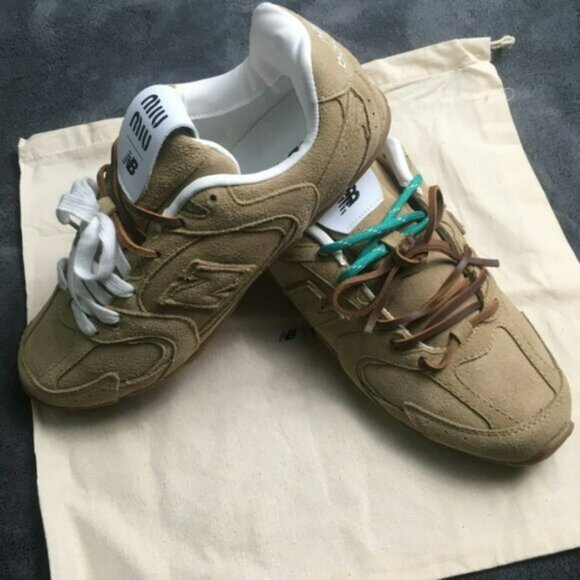 🎁🎉Miumiu x New Balance 530 Classic Sneaker - Picture 1 of 6